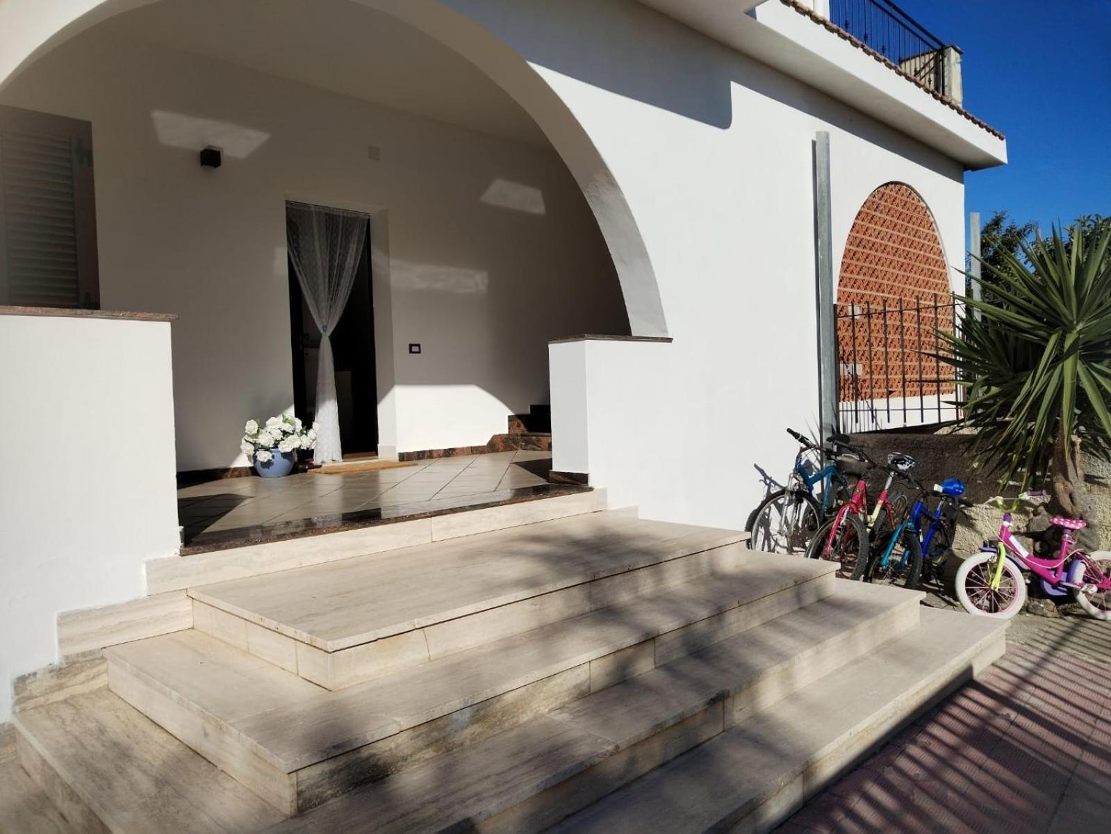 Momaliar House Villa Campofelice Di Roccella Buitenkant foto